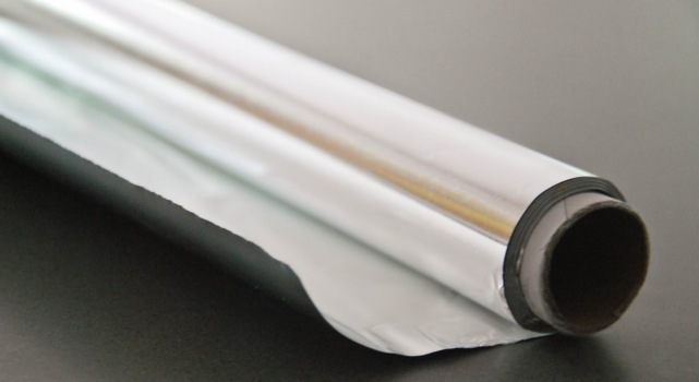 ¿Cuál fue la primera aplicación del papel de aluminio?