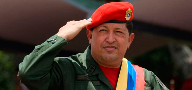 Hugo Chávez muere a los 58 años tras luchar contra el cáncer.